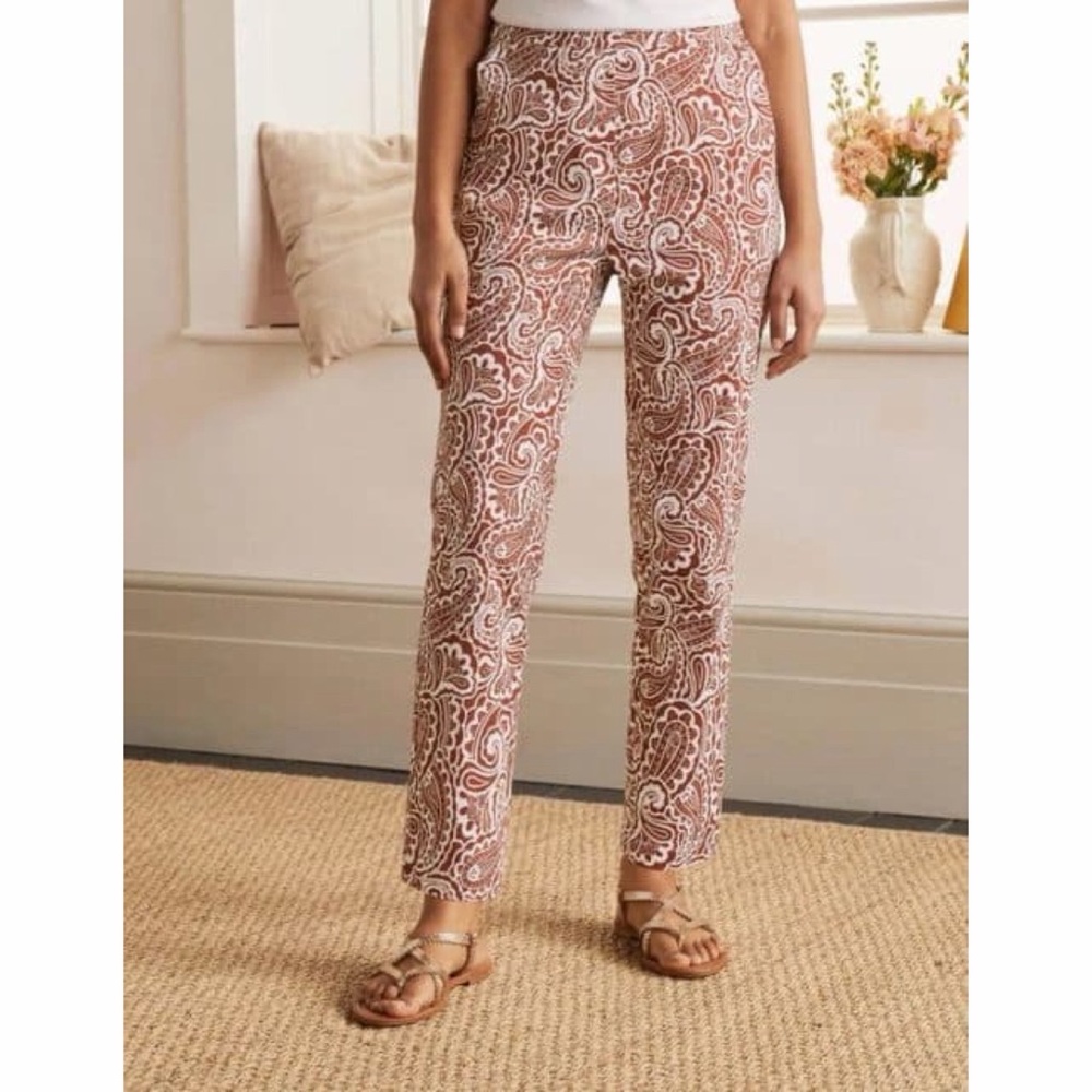 Boden Pull On Pant - Red Oak Summer Paisley
